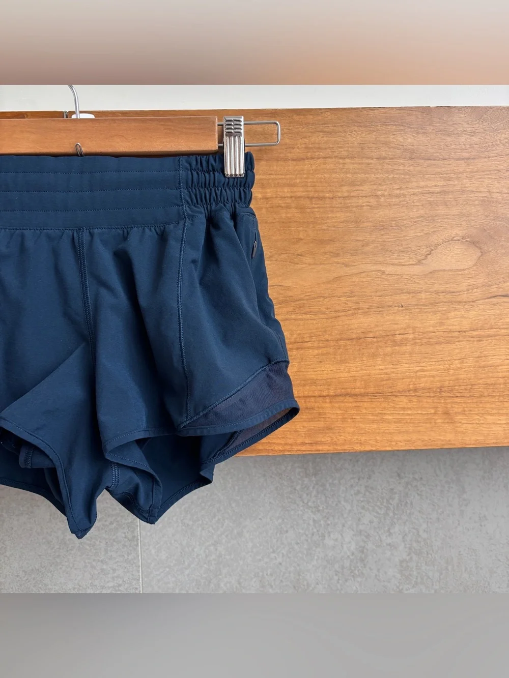 lululemon athletica size color